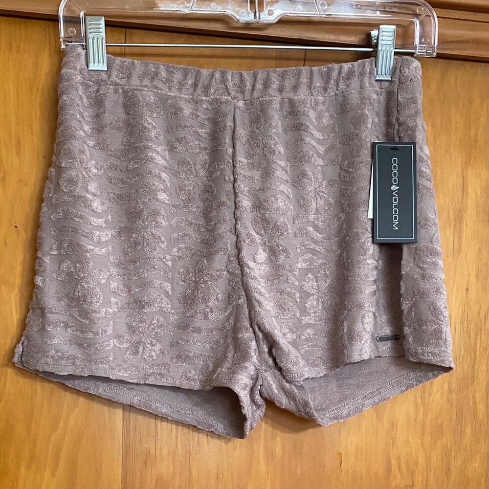 NWT Volcom Purple Textured Floral Shorts Sun Surf Beach Street Summer Festival